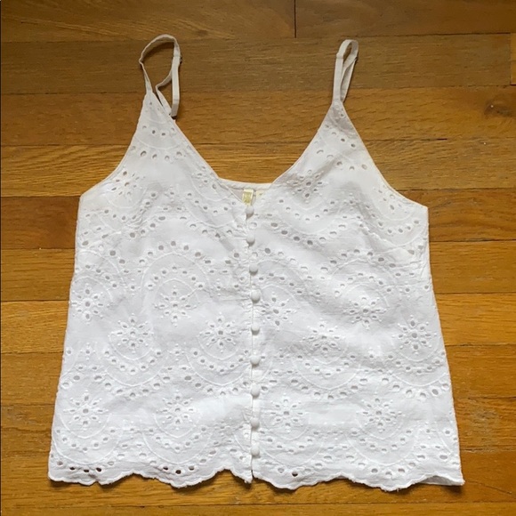 Free People Tops - Feminine lace top